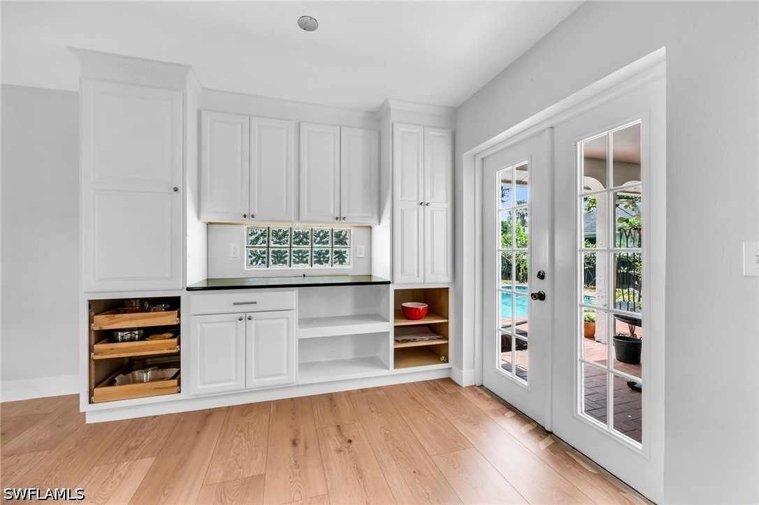 162 Westwood, Naples, FL 34110