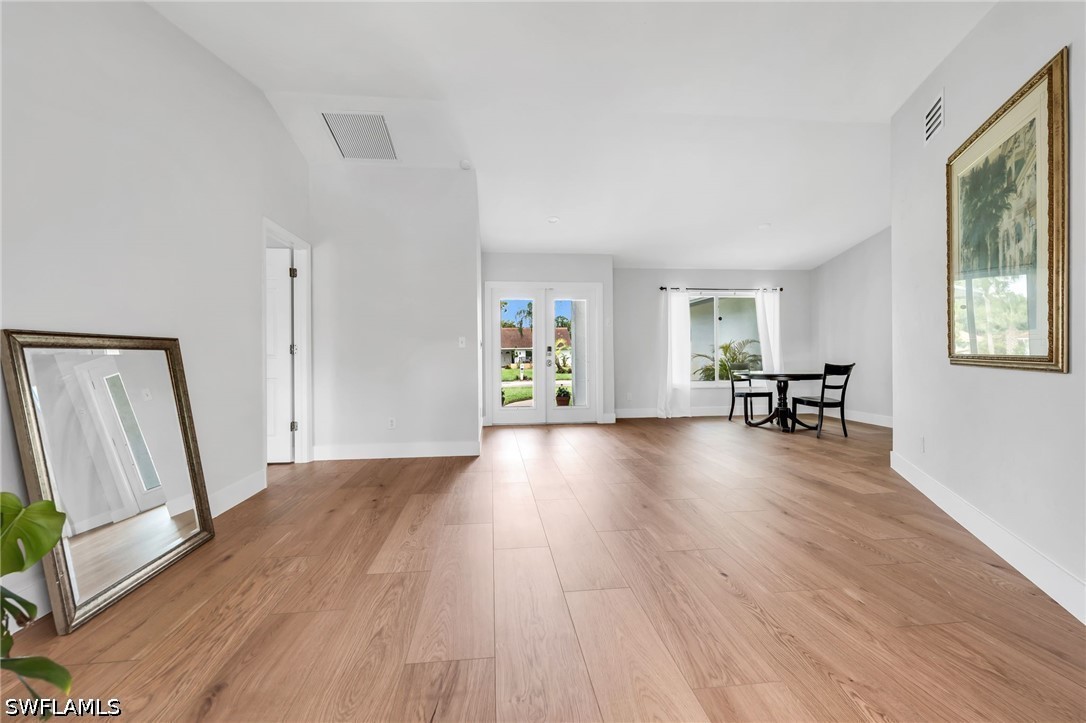 162 Westwood, Naples, FL 34110