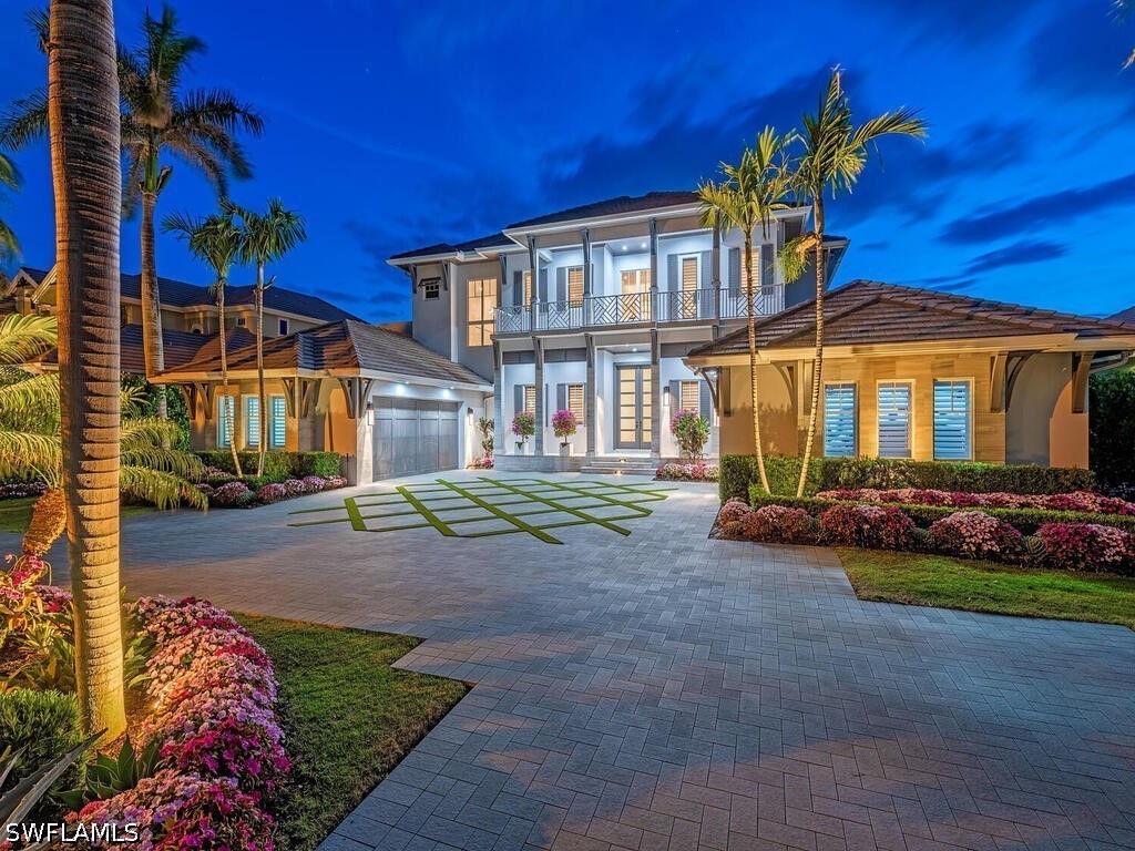 3801 Crayton, Naples, FL 34103