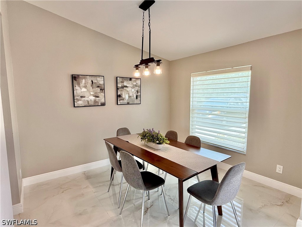 DiningArea