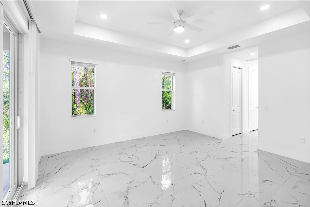 578 Woodview, Lehigh Acres, FL 33972