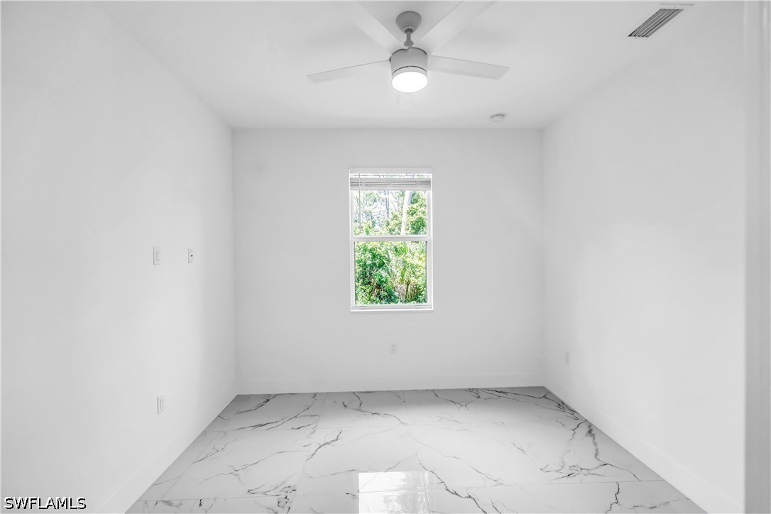 578 Woodview, Lehigh Acres, FL 33972