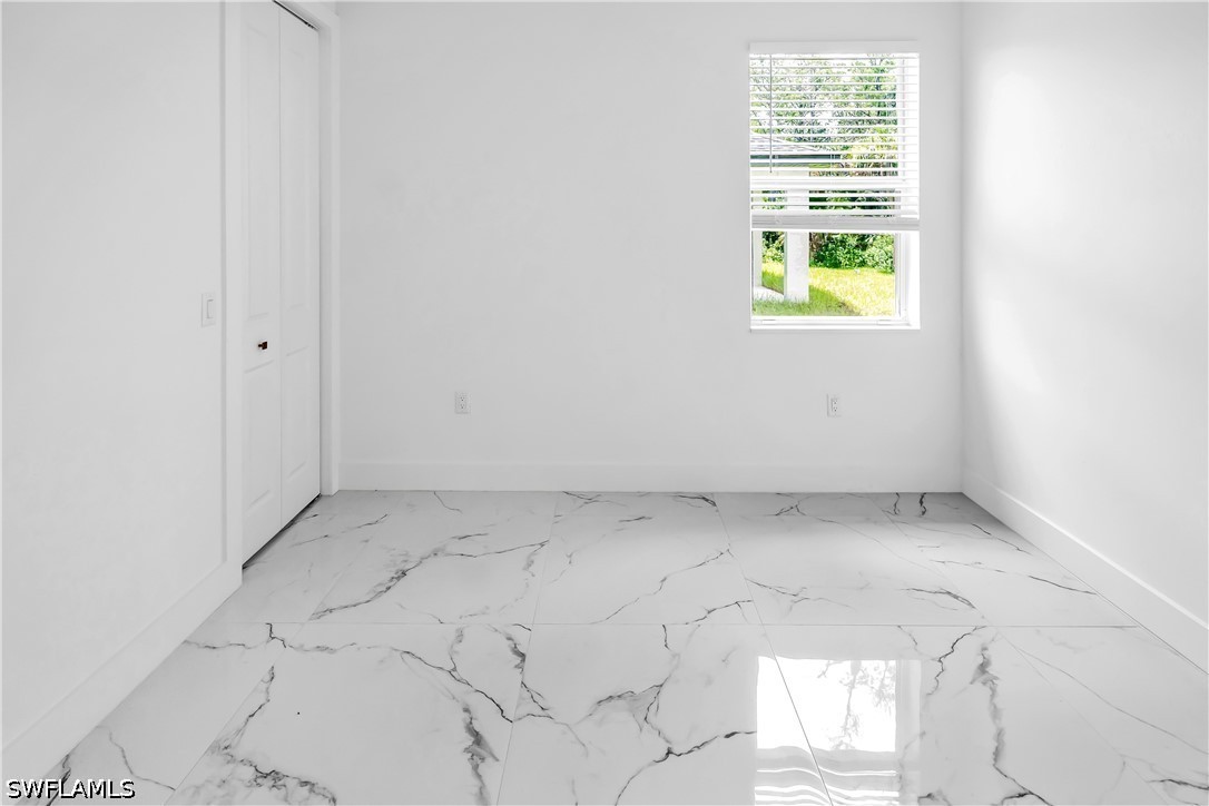 578 Woodview, Lehigh Acres, FL 33972