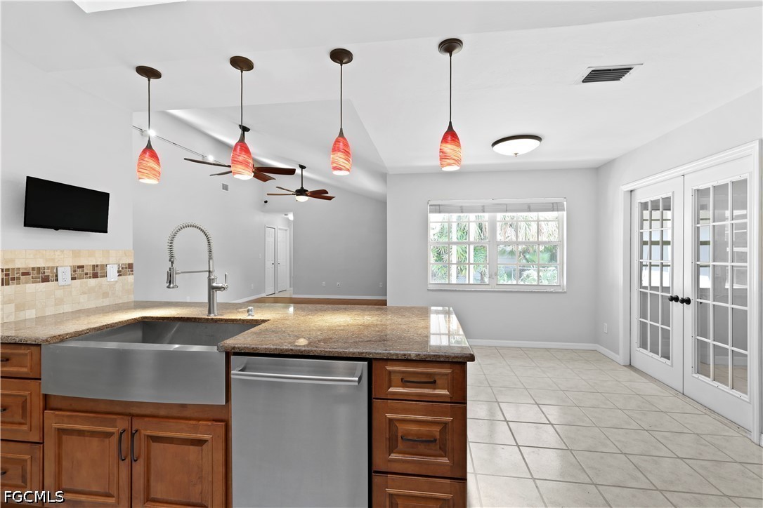 6857 Idlewild, Fort Myers, FL 33966