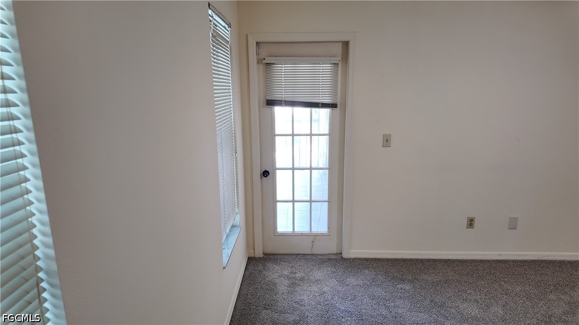 5257 Treetops Unit X202, Naples, FL 34113