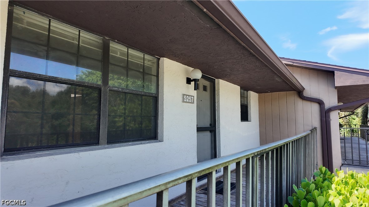 5257 Treetops Unit X202, Naples, FL 34113