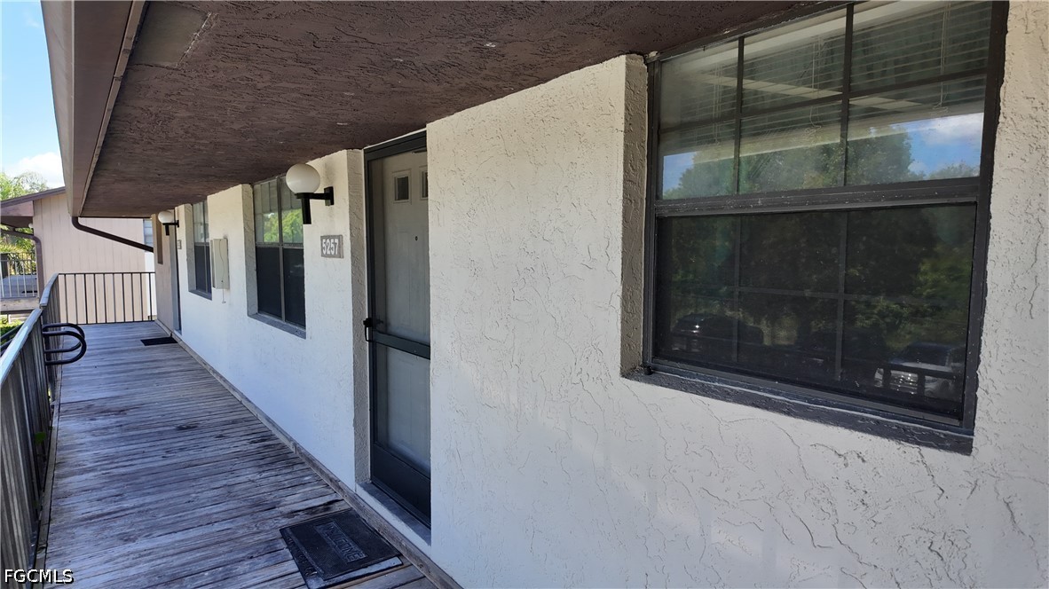 5257 Treetops Unit X202, Naples, FL 34113