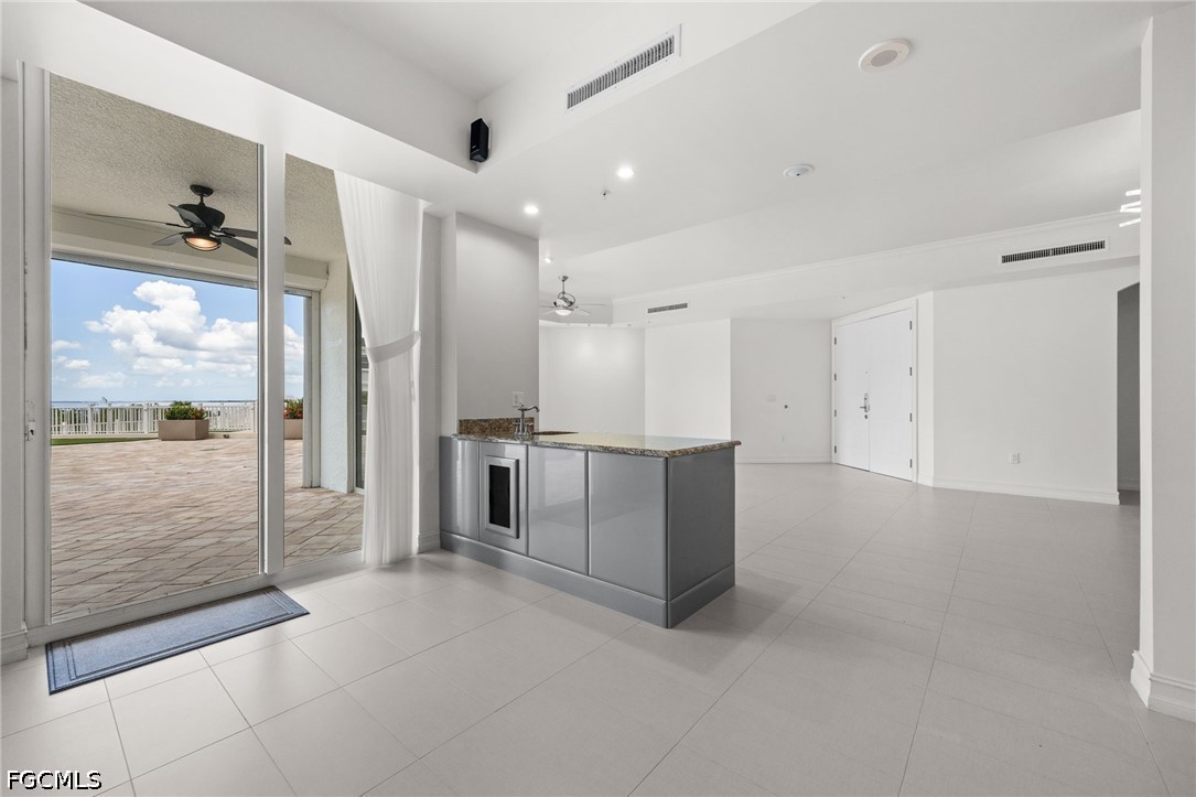 14270 Royal Harbour Unit 323, Fort Myers, FL 33908