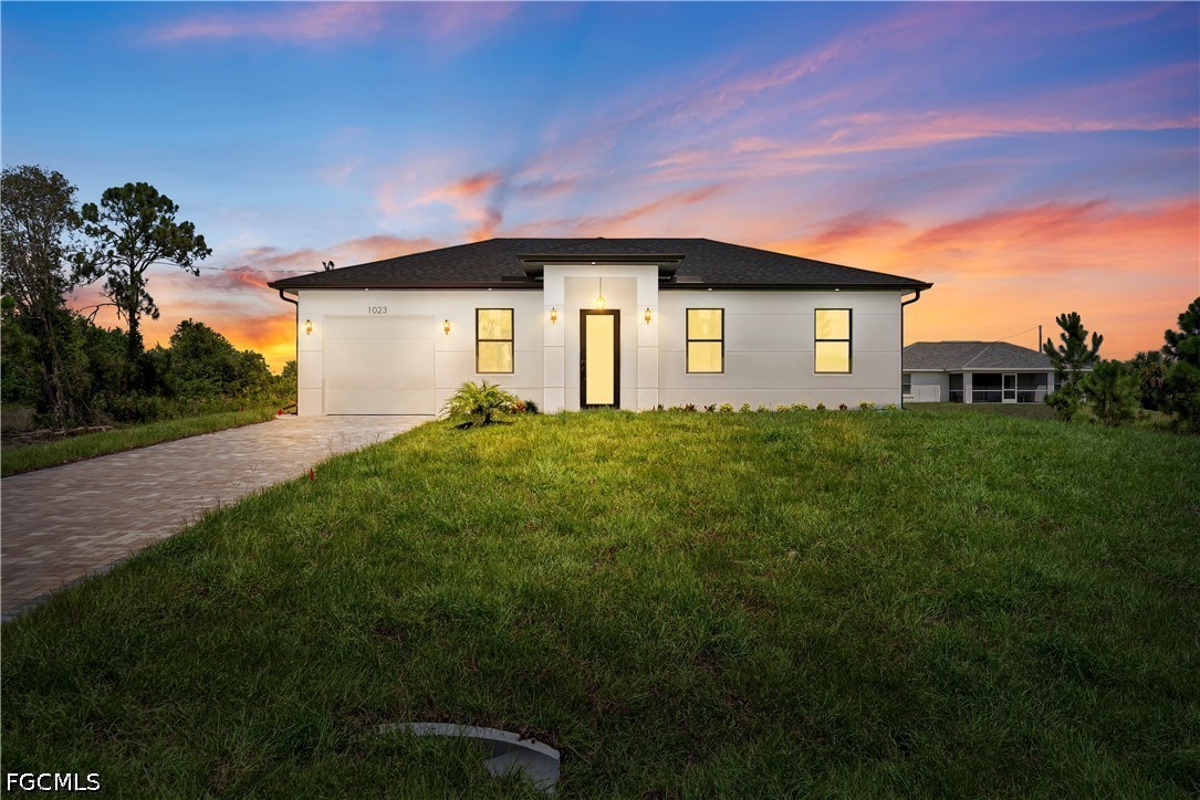 1023 Graystone, Lehigh Acres, FL 33974