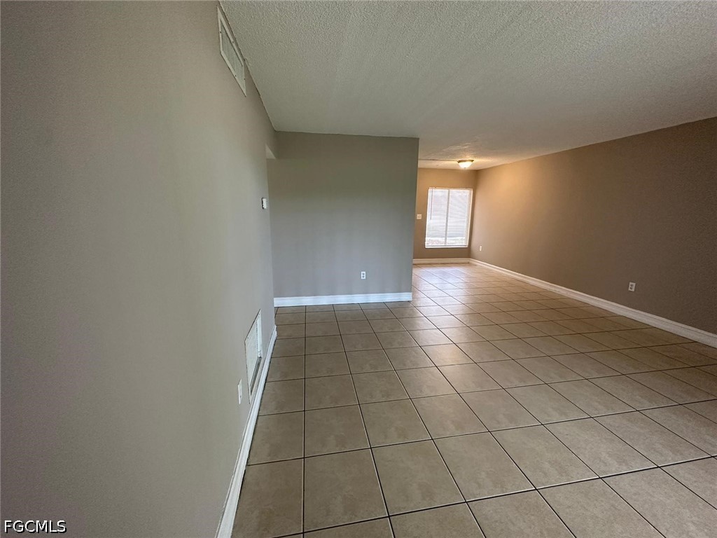 1830 Maravilla Unit 303, Fort Myers, FL 33901