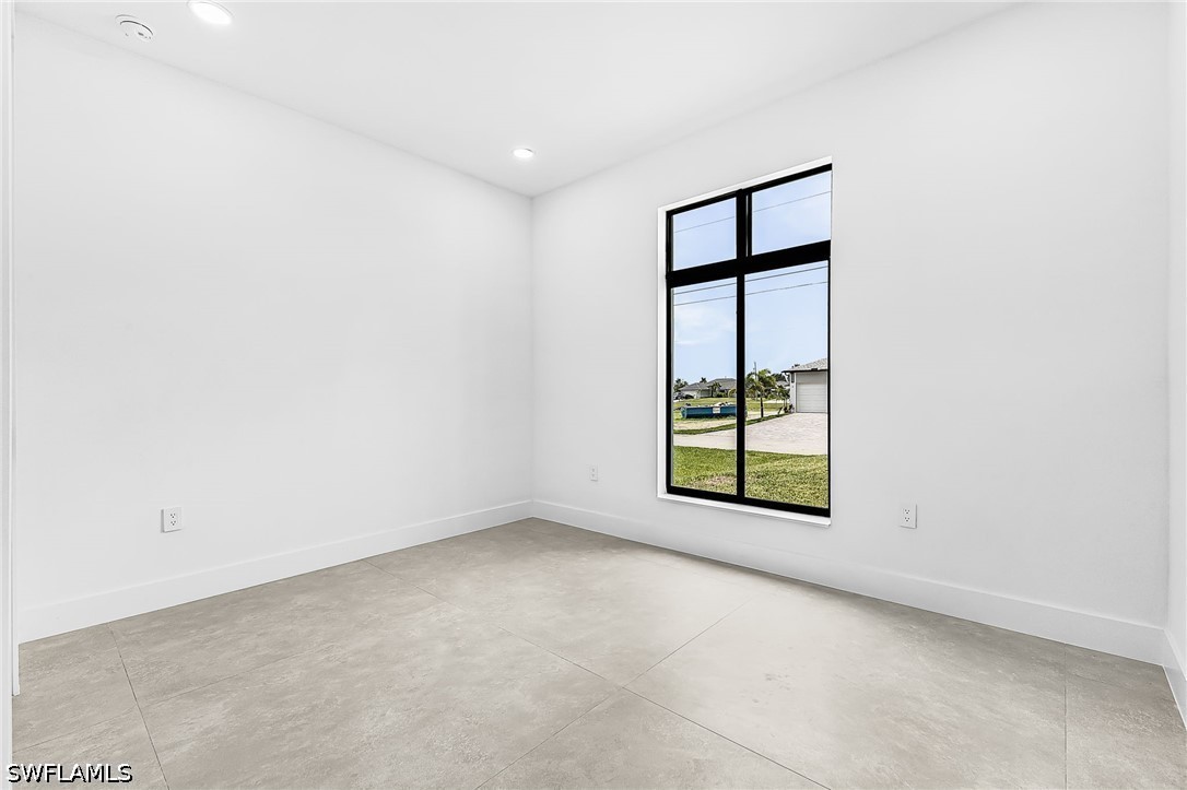 1503 38, Cape Coral, FL 33993