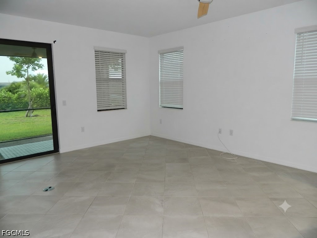 3426 Menores, Fort Myers, FL 33905