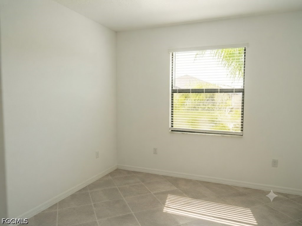 3426 Menores, Fort Myers, FL 33905