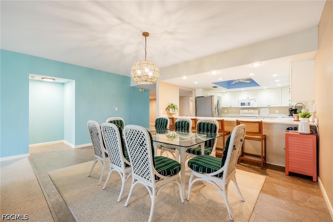 DiningArea