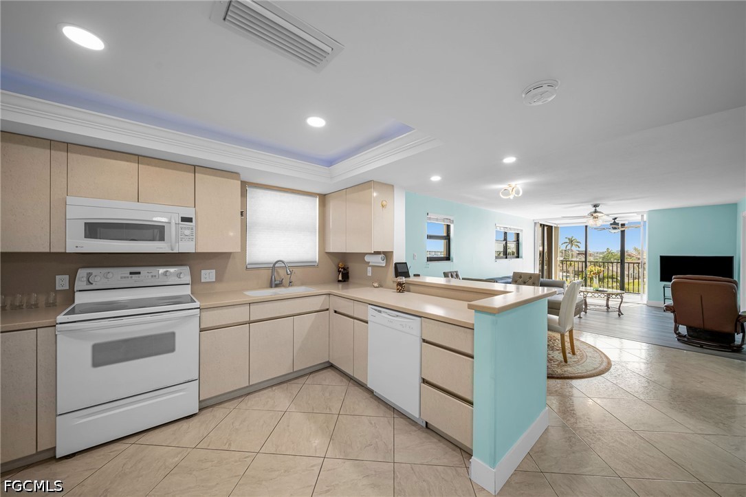 4260 20th Unit 401, Cape Coral, FL 33904