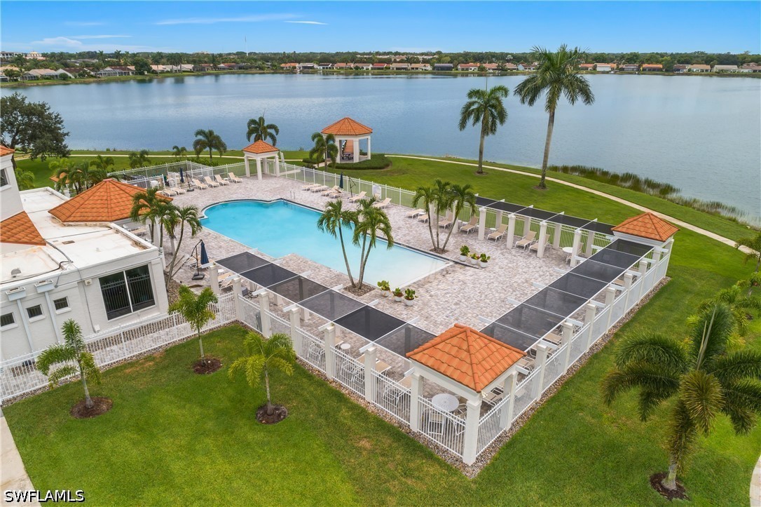 7725 Jewel Unit 201, Naples, FL 34109