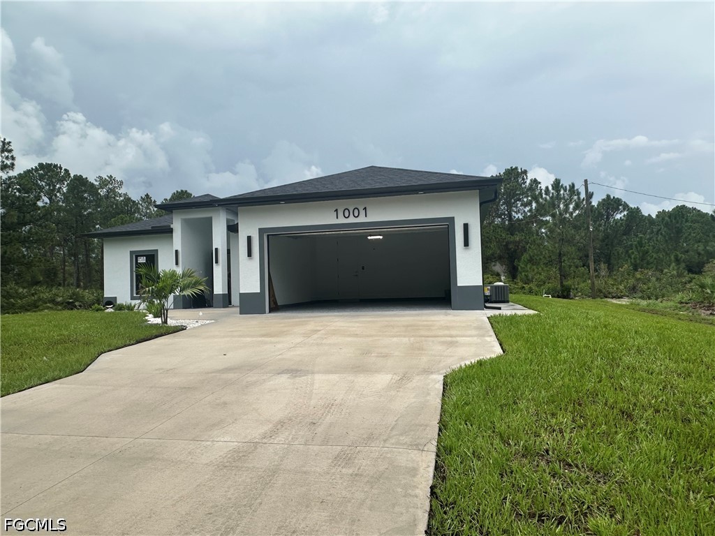 1001 17th, Lehigh Acres, FL 33972