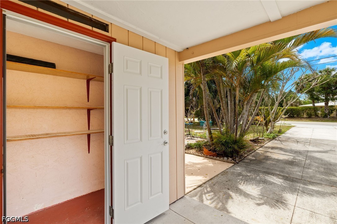 1011 El Mar, Fort Myers, FL 33919