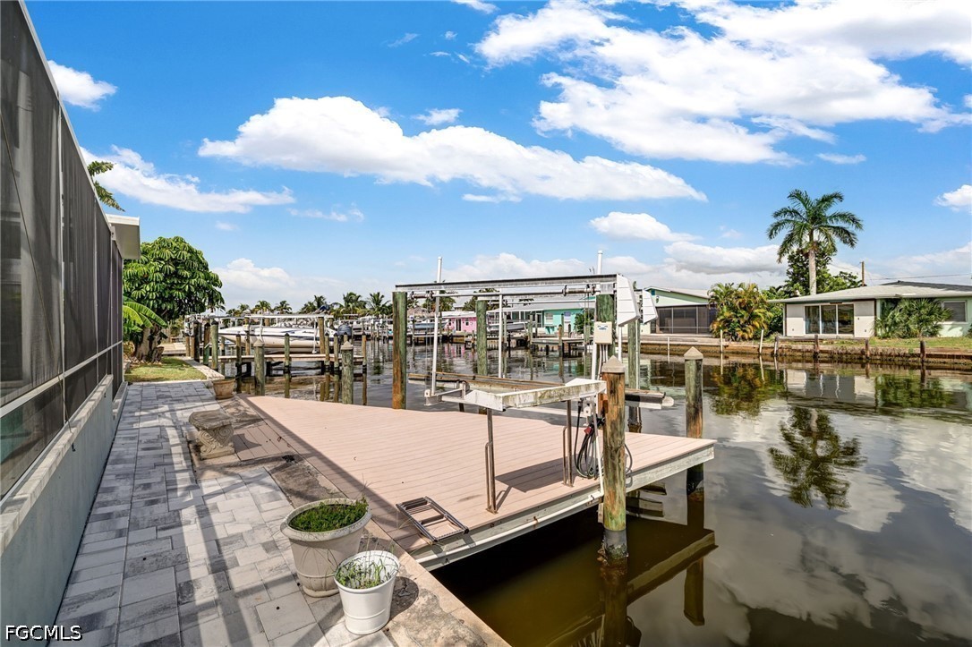 Dock