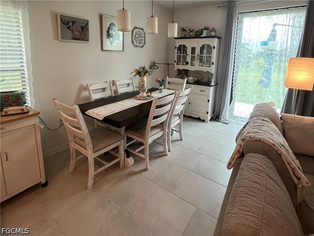 DiningArea