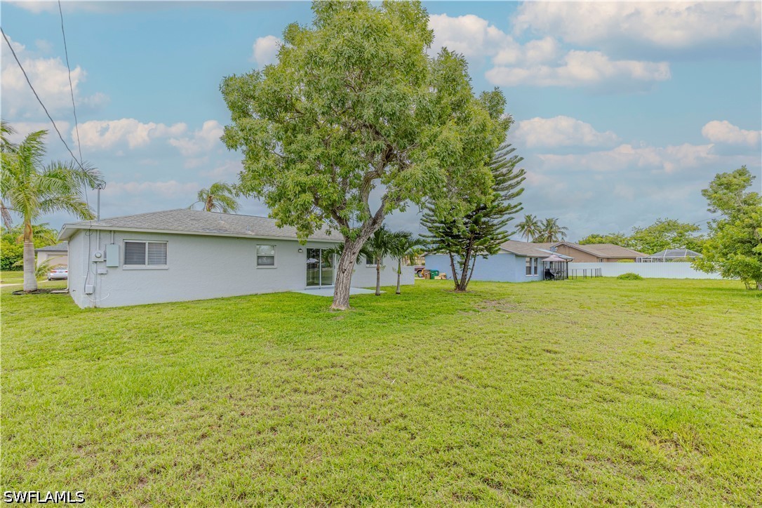 216 27th, Cape Coral, FL 33904