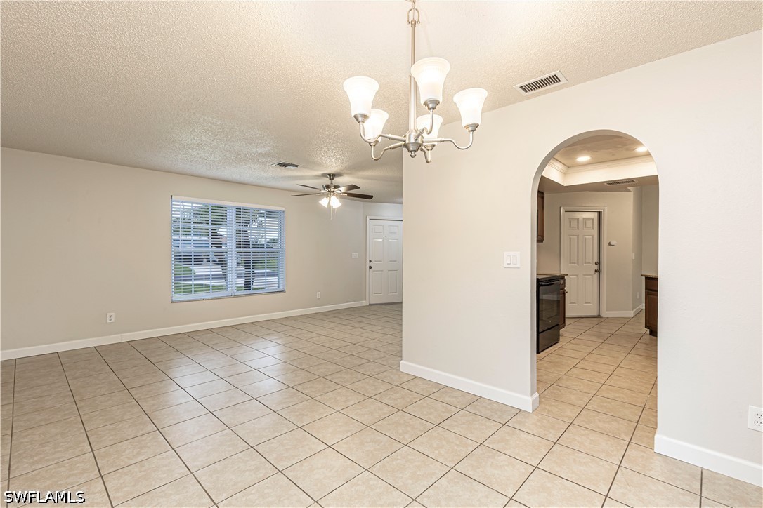 321 10th, Cape Coral, FL 33909