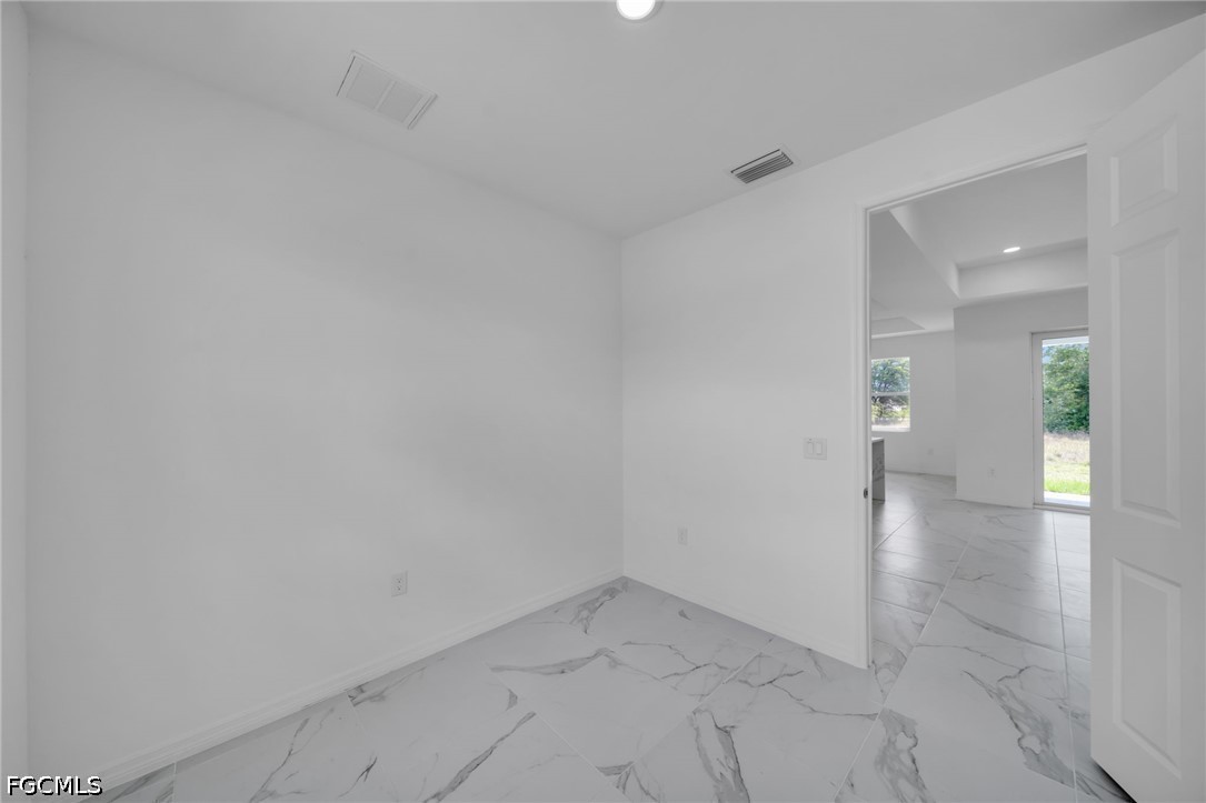 2805 26th, Lehigh Acres, FL 33976
