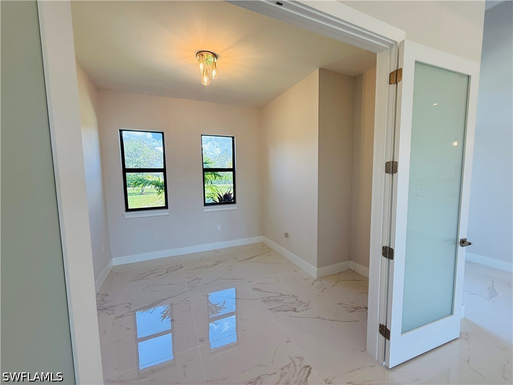 3672 68th, Naples, FL 34120