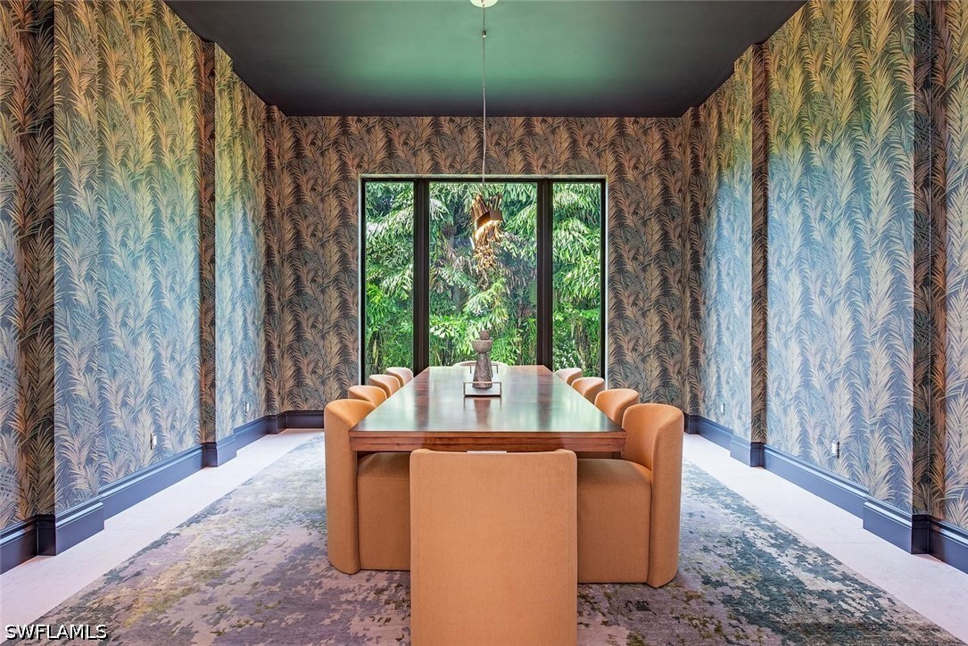 DiningArea
