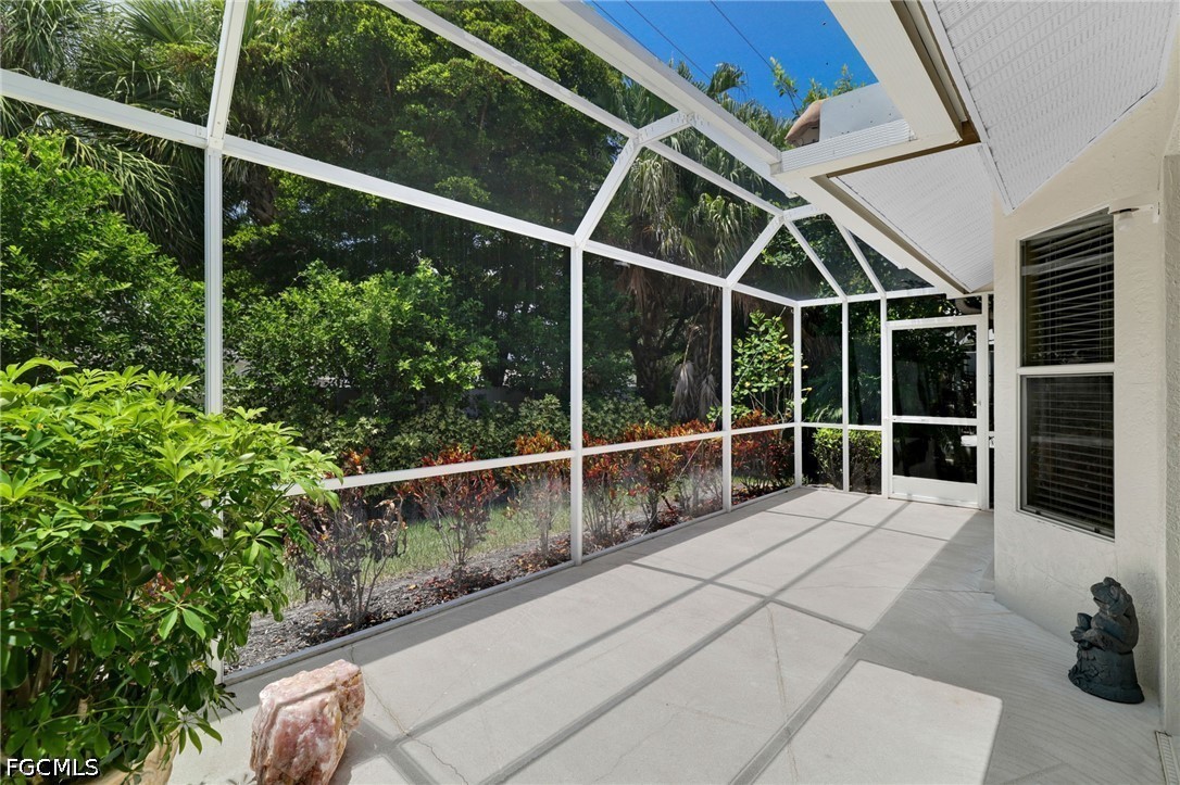 8009 San Vista, Naples, FL 34109