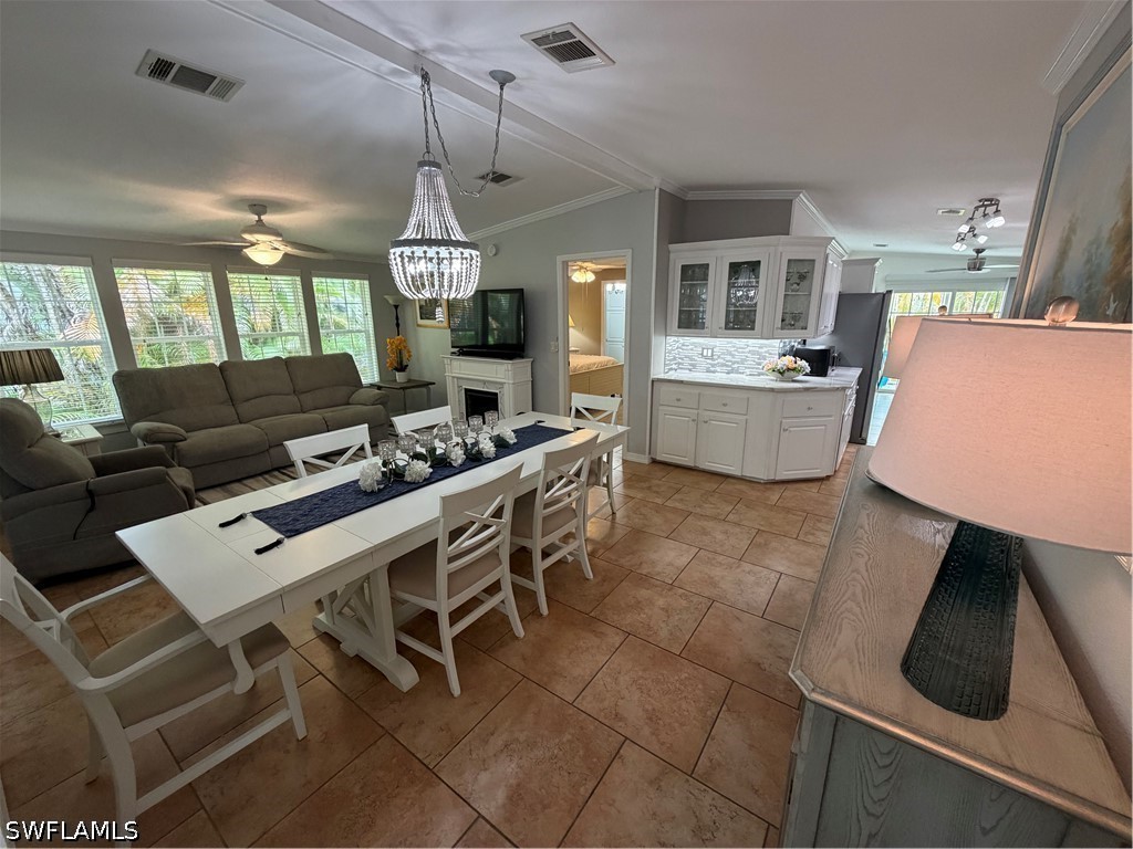 DiningArea