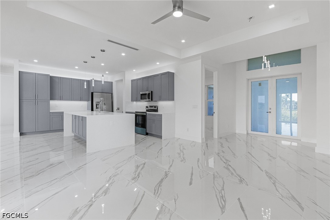 1623 2nd, Cape Coral, FL 33993