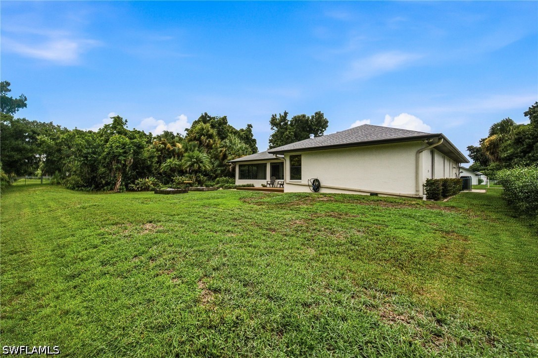 11365 Rabun Gap, North Fort Myers, FL 33917