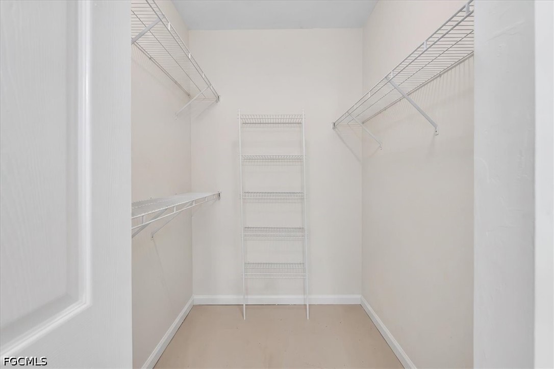 WalkInClosets