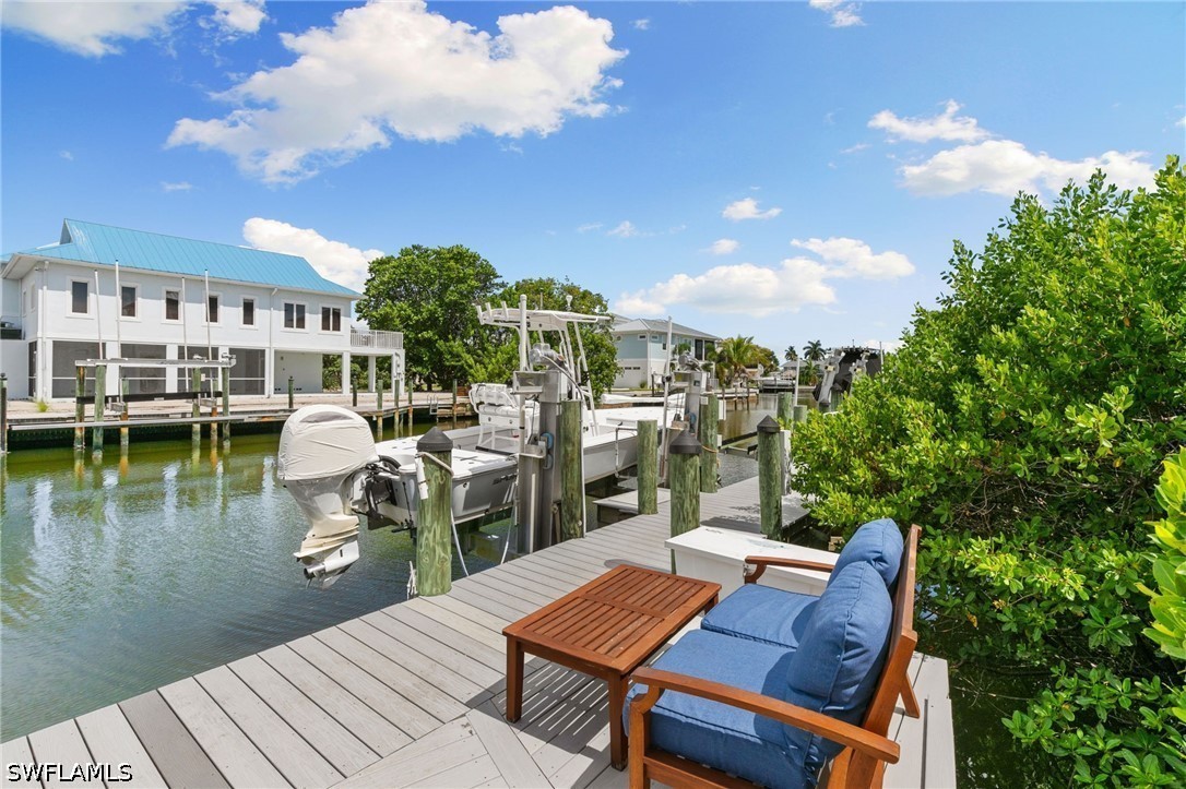 Dock