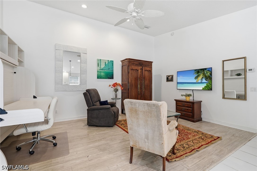 3105 Andorra, Naples, FL 34109