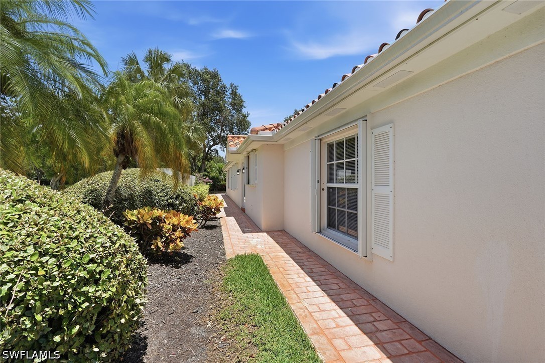 3105 Andorra, Naples, FL 34109