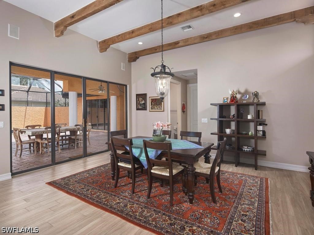 DiningArea