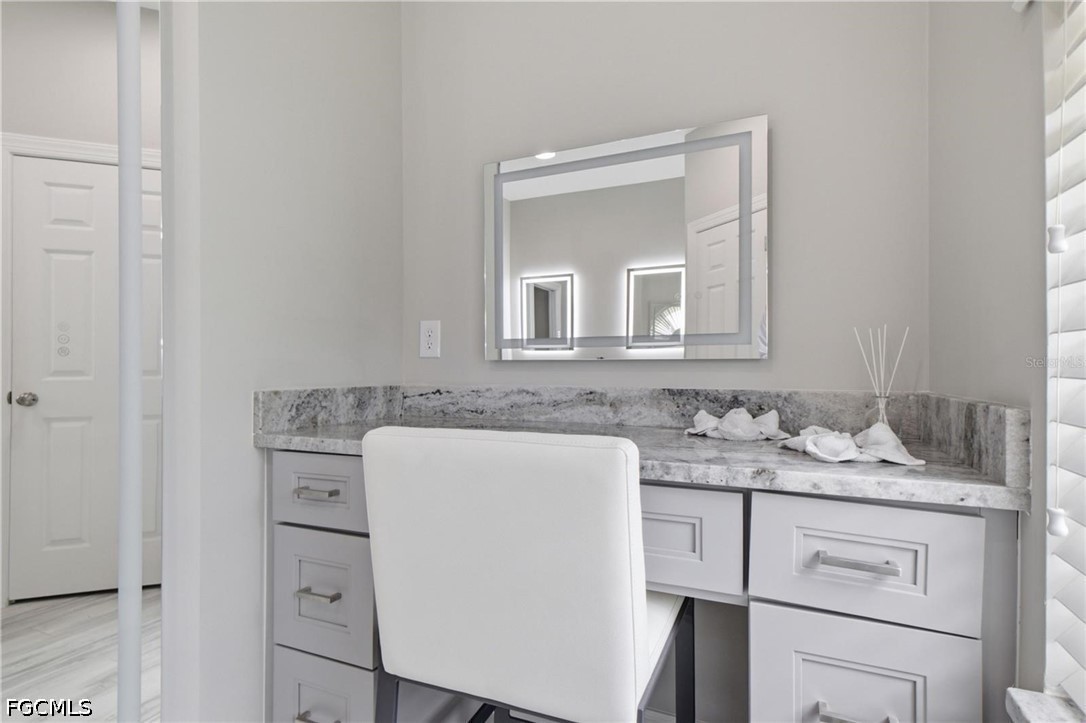 219 12th, Cape Coral, FL 33993
