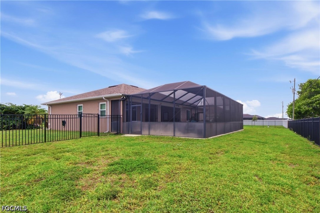 219 12th, Cape Coral, FL 33993