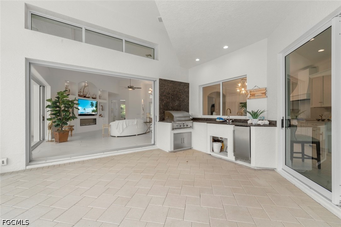 2302 Wulfert, Sanibel, FL 33957