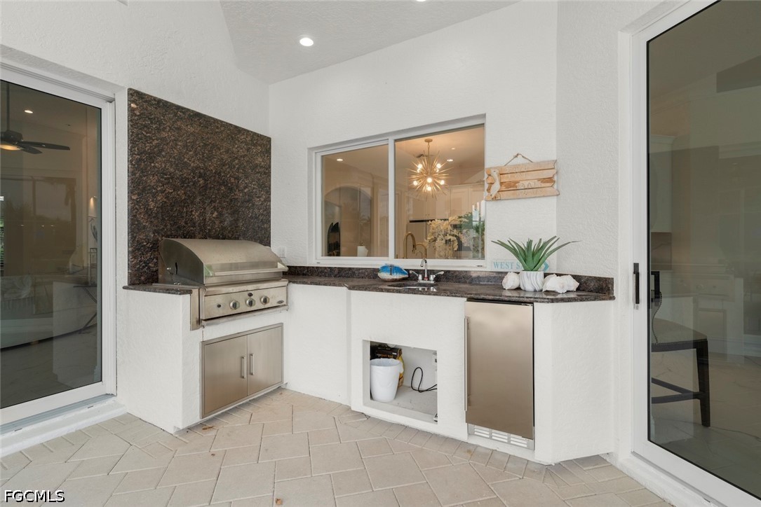 2302 Wulfert, Sanibel, FL 33957