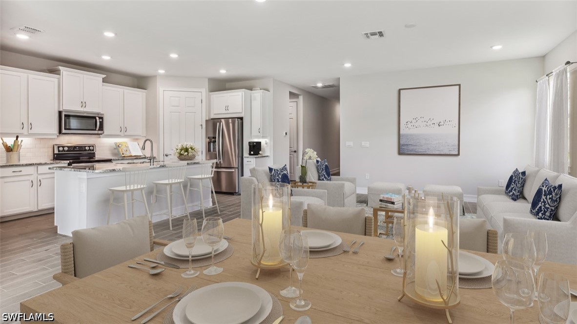 DiningArea