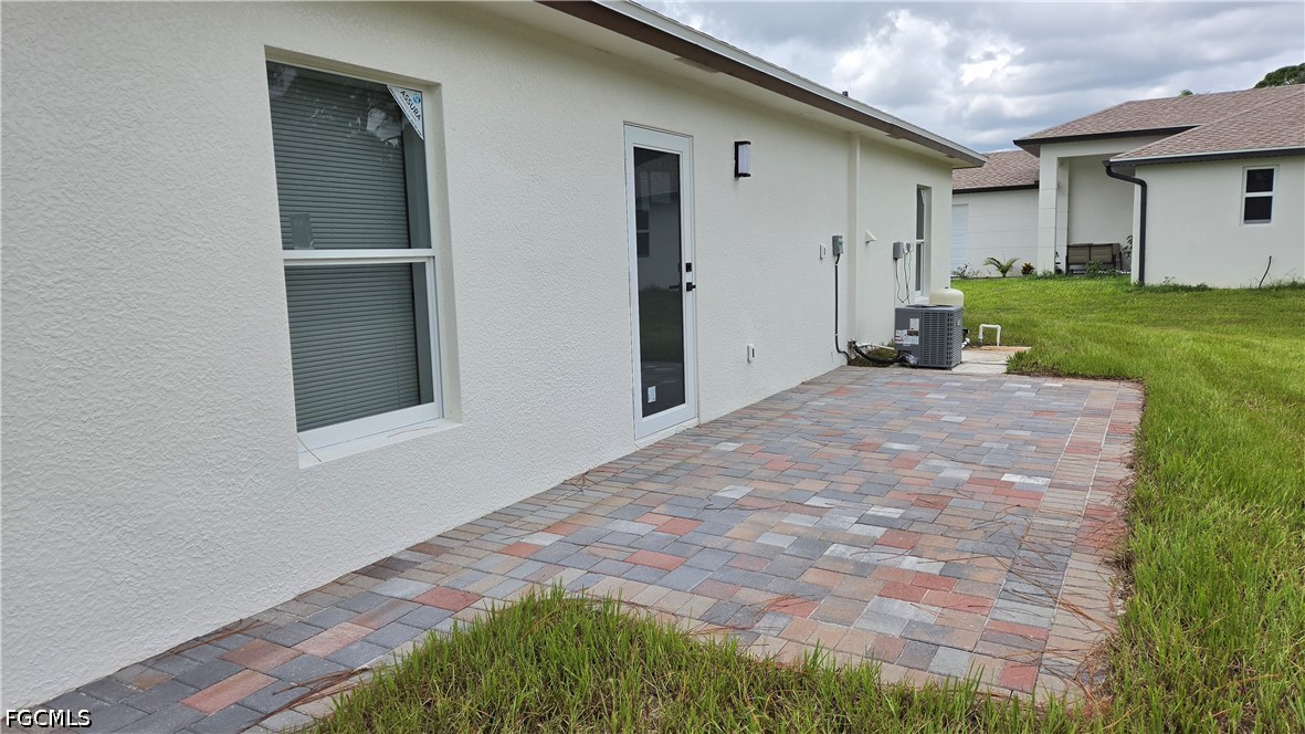 729 Anaconda, Lehigh Acres, FL 33974
