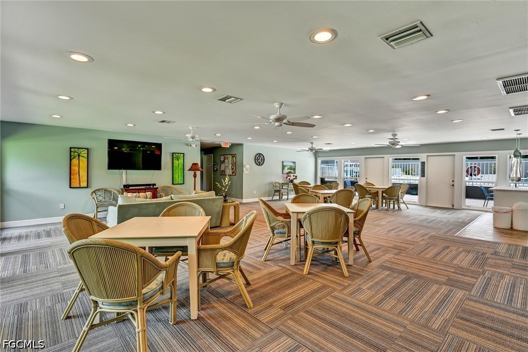 DiningArea