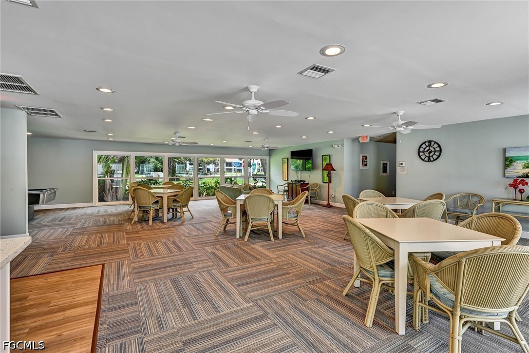 DiningArea