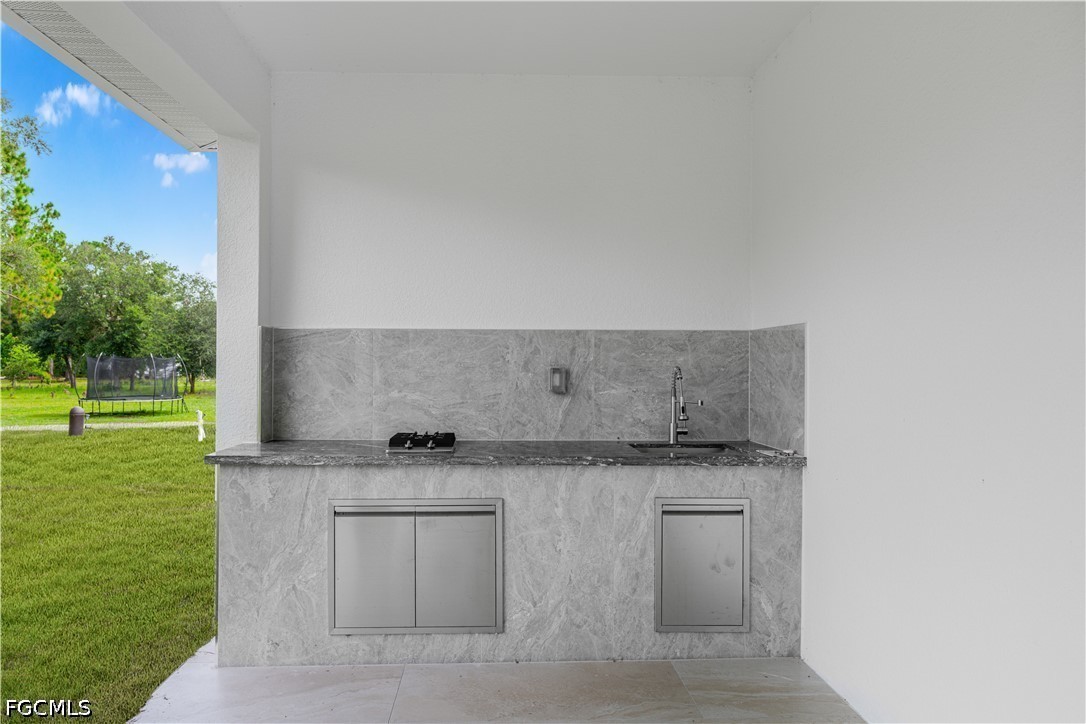 1113 Henry, Lehigh Acres, FL 33972