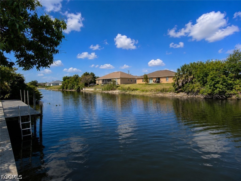 306 8th, Cape Coral, FL 33990