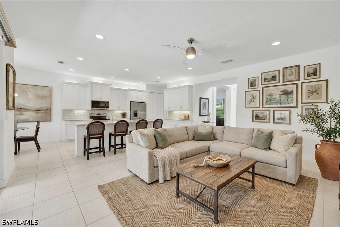 FamilyRoom