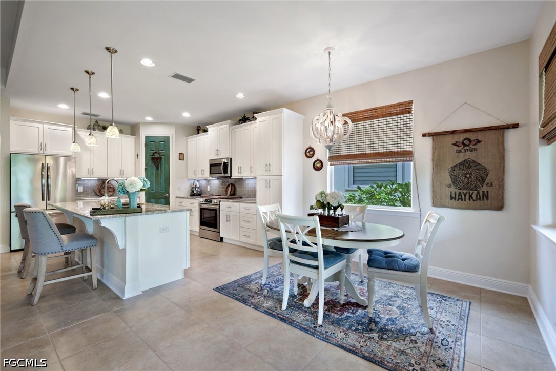 8554 Banyan Bay, Fort Myers, FL 33908